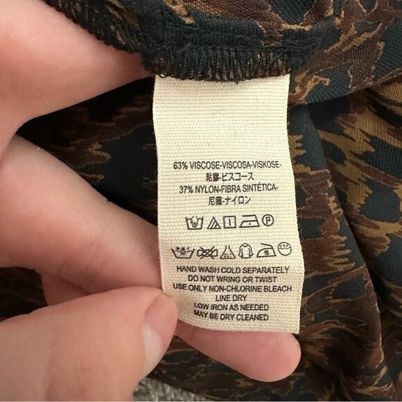 Free People Wild Dreams Printed Blouse NWT Size Medium - Picture 13 of 16